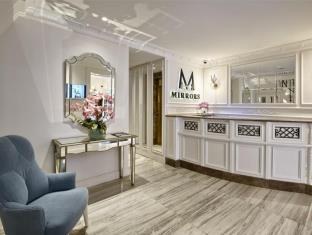 Mirrors Hotel photo 1