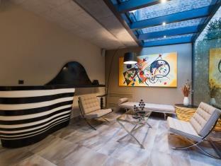 Favori Hotel photo 1