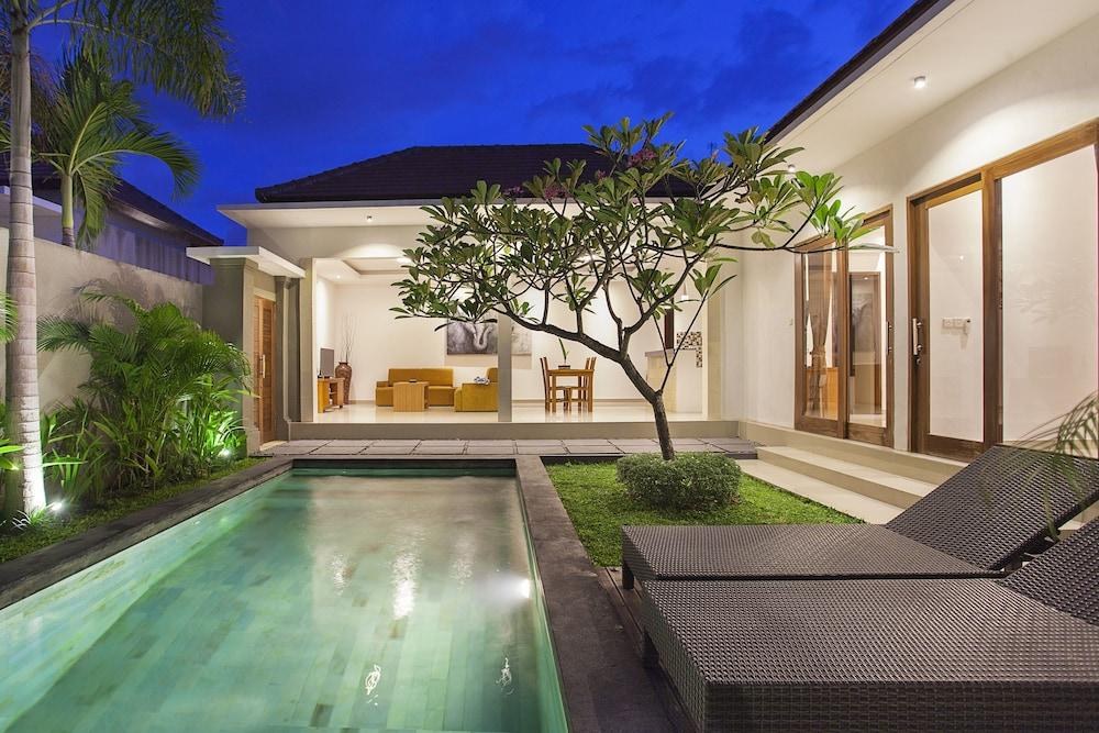 Kubu Manggala Villas Seminyak