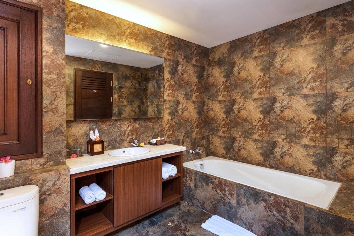 RADHA PHALA RESORT & SPA photo 2