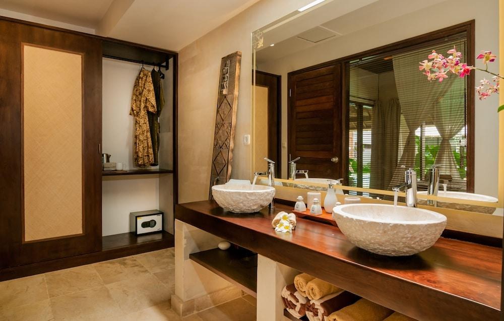 Karmagali Boutique Suites - Adults Only photo 3