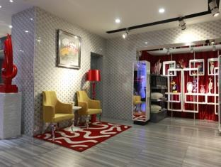 Planet Hotel photo 3