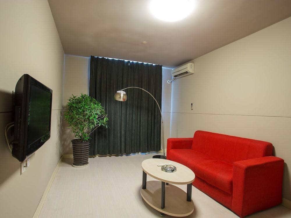 Jinjiang Inn Select Shenzhen Huanggang Port Huangcheng Square photo 1