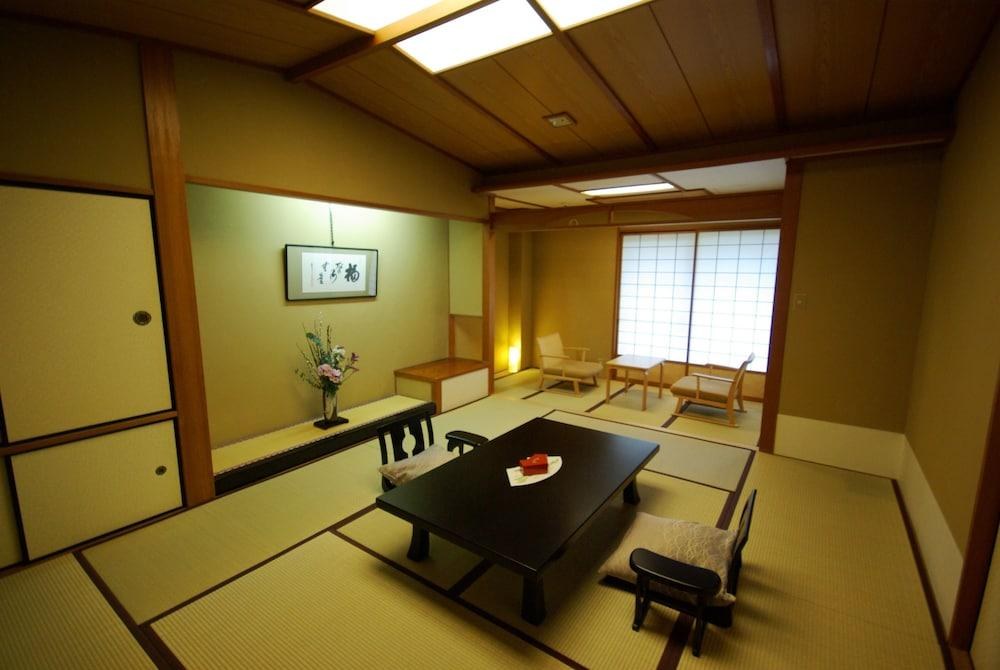 Kasuga Hotel photo 2