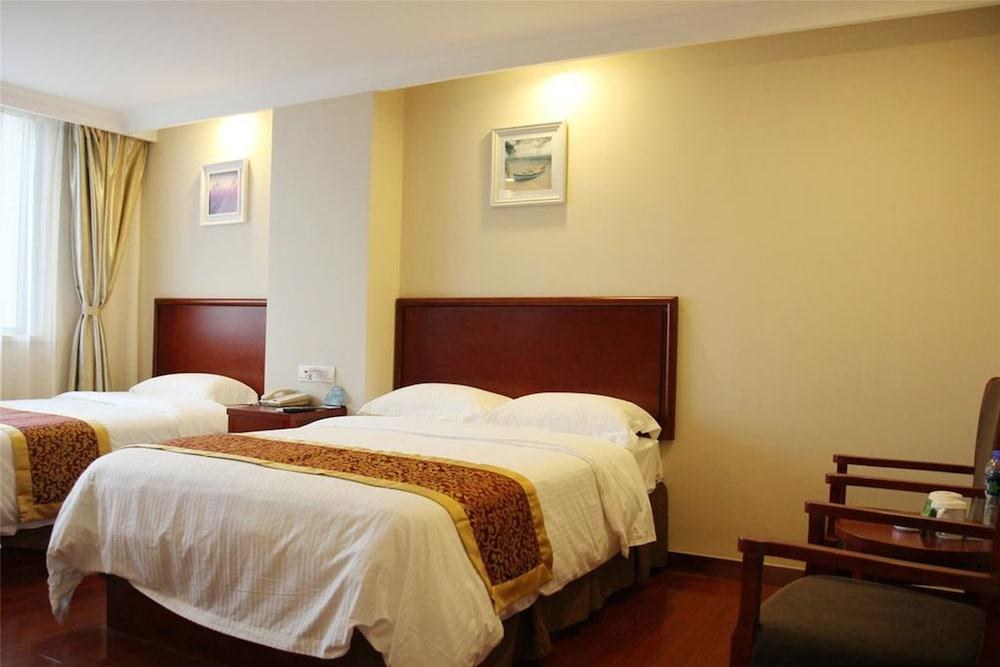 GreenTree Inn Tianjin JinNan ShuangLin Metro Station Express Hotel photo 1