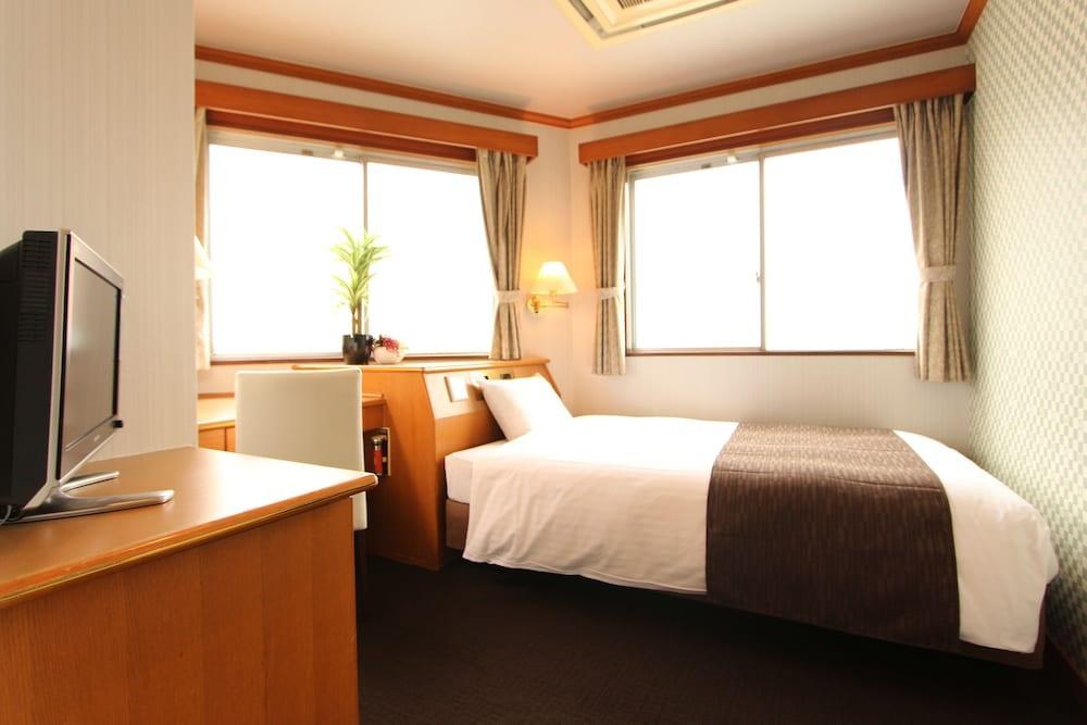 Hotel Livemax BUDGET Naha Tomarikou photo 2
