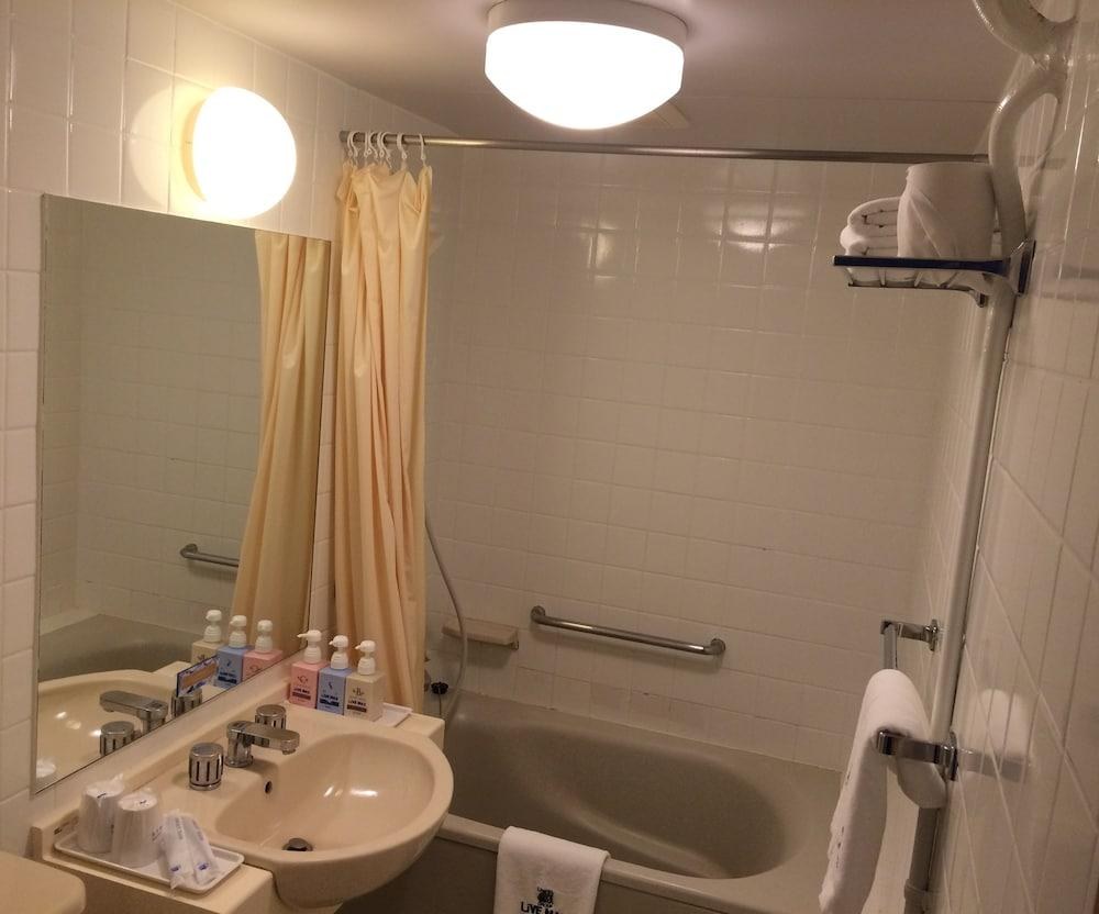 Hotel Livemax BUDGET Naha Tomarikou photo 3