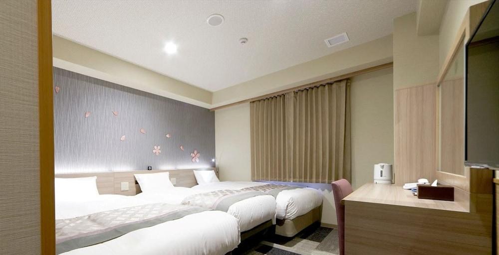 The Bridge Hotel Shinsaibashi photo 1