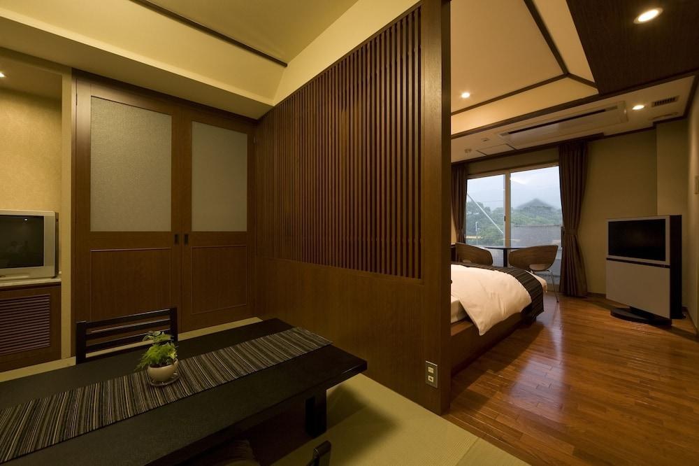 Hotel New Wakasa photo 1