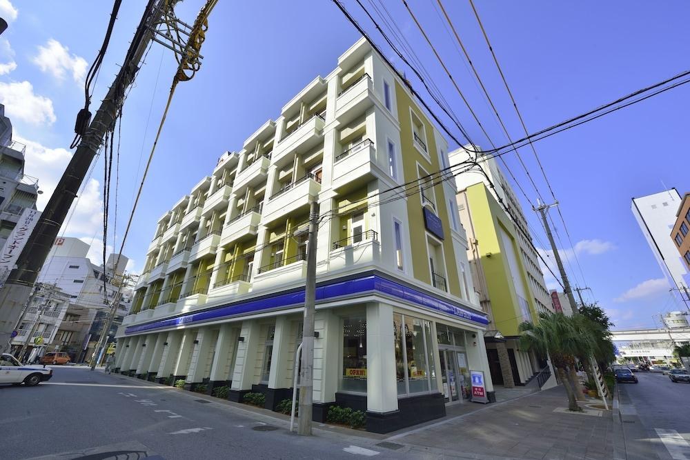 Okinawa Kariyushi Lch Izumizaki Kenchomae Hotel