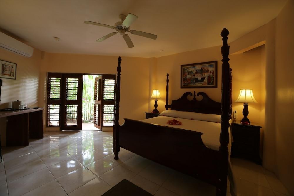 Negril Palms Hotel photo 2
