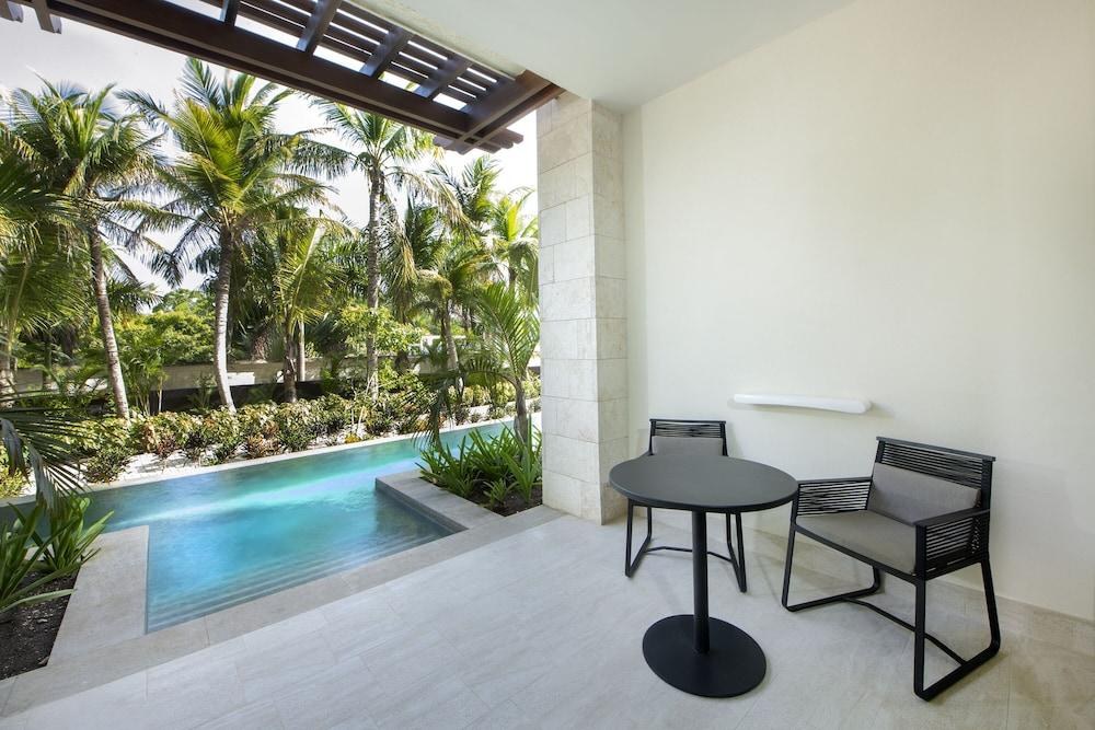 ADULTS ONLY CLUB AT LOPESAN COSTA BAVARO photo 3