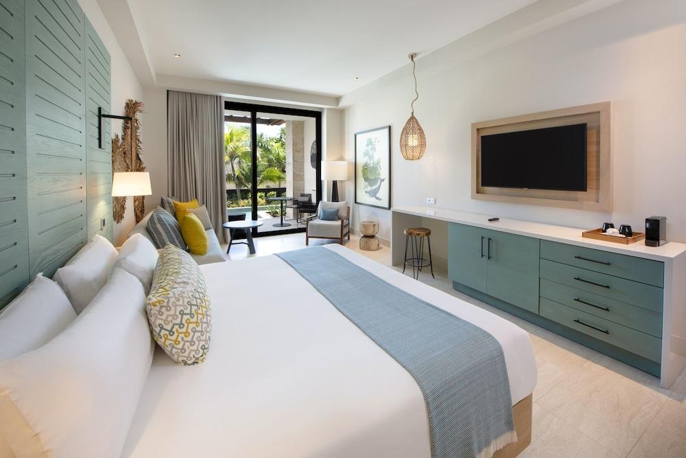 ADULTS ONLY CLUB AT LOPESAN COSTA BAVARO photo 4