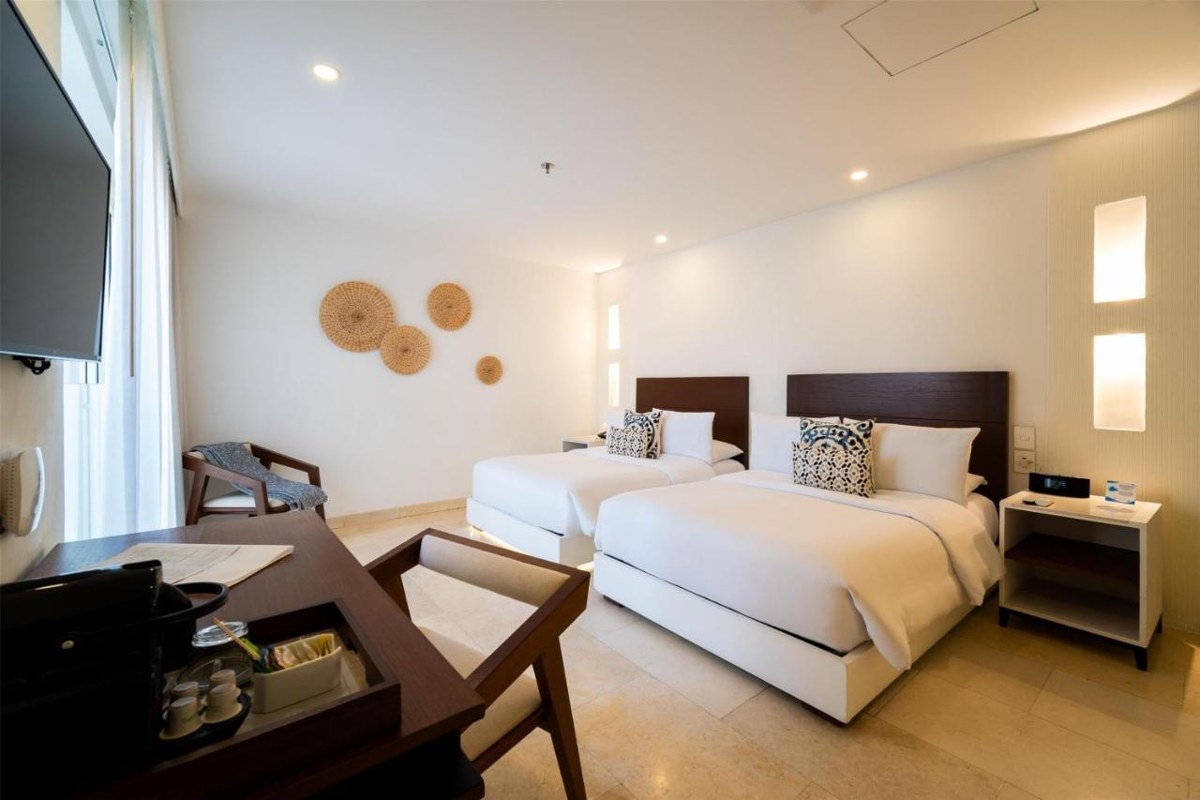 NACAR HOTEL CARTAGENA, CURIO COLLECTION BY HILTON photo 1