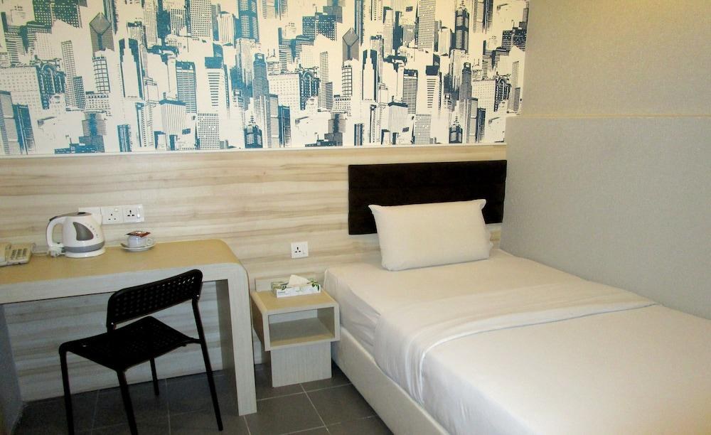 T Hotel Bukit Bintang photo 2