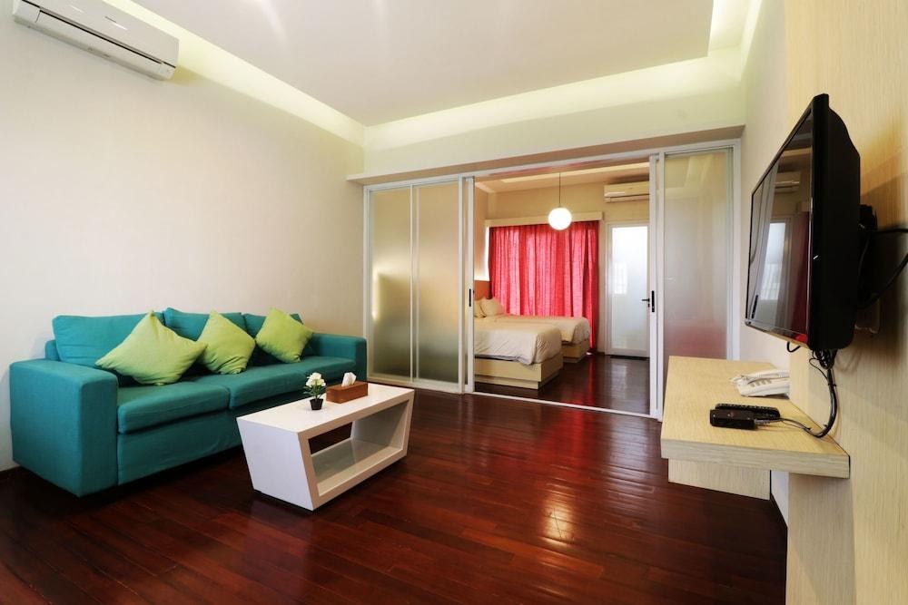 Pejaten Valley Residence photo 1