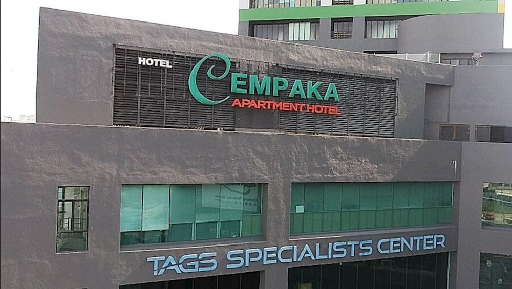 Cempaka Apartment Hotel photo 3