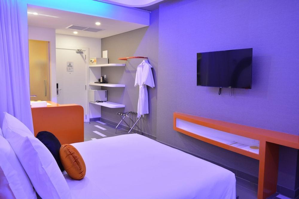 SUN & MOON Urban Hotel photo 1