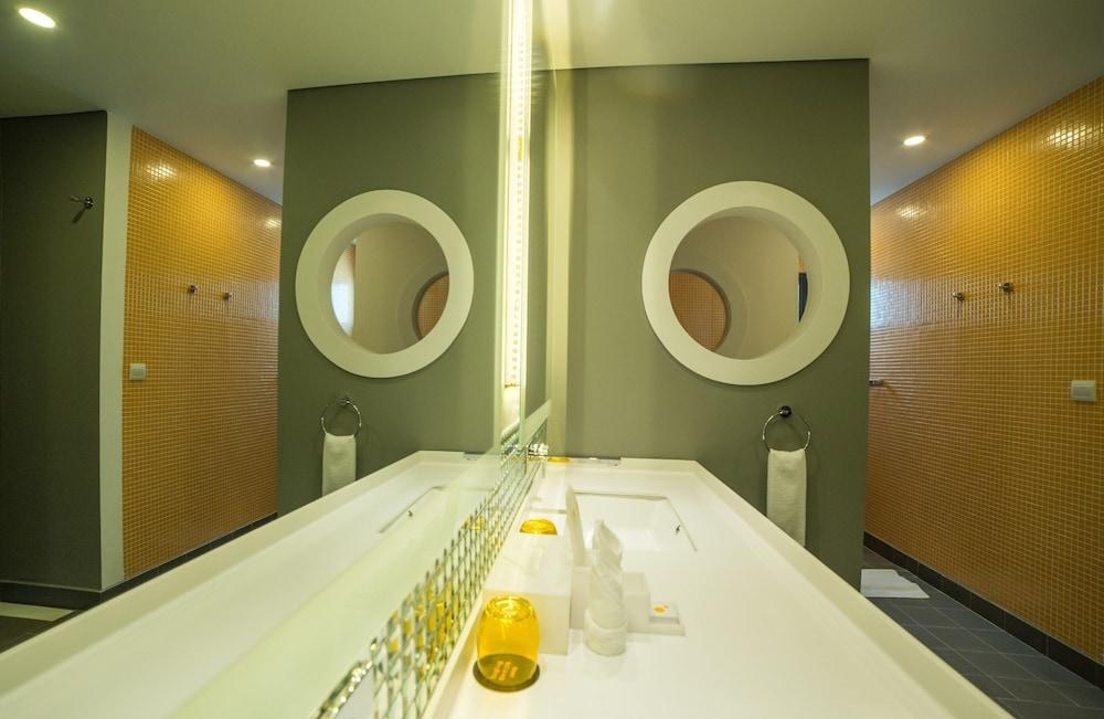 SUN & MOON Urban Hotel photo 3