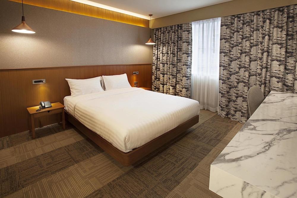 Rajah Hotel
