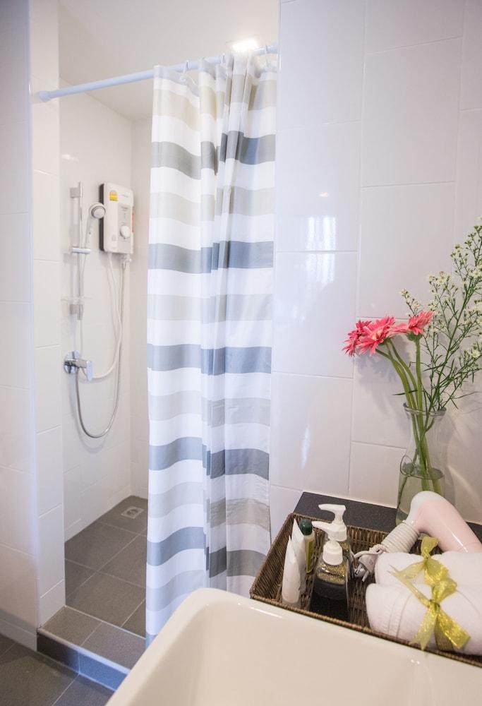 Connext Residence Phuket photo 3
