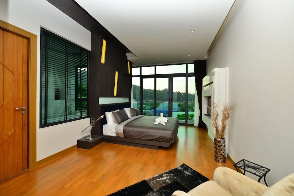 Bukit Pool Villas photo 1
