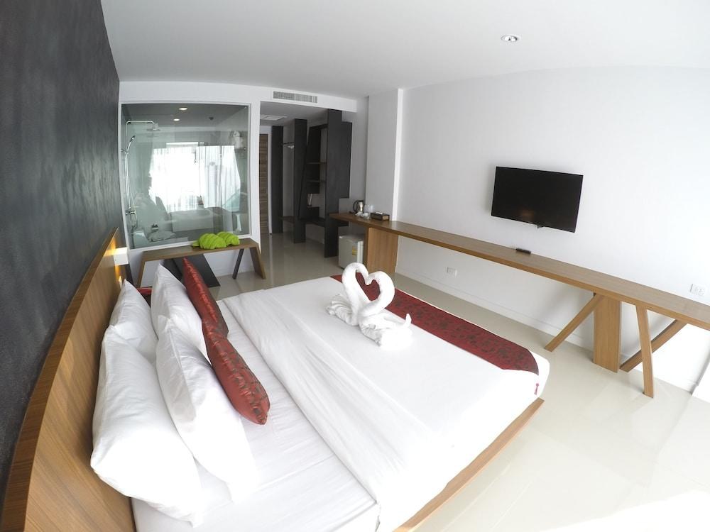 Phoenix Grand Hotel photo 1