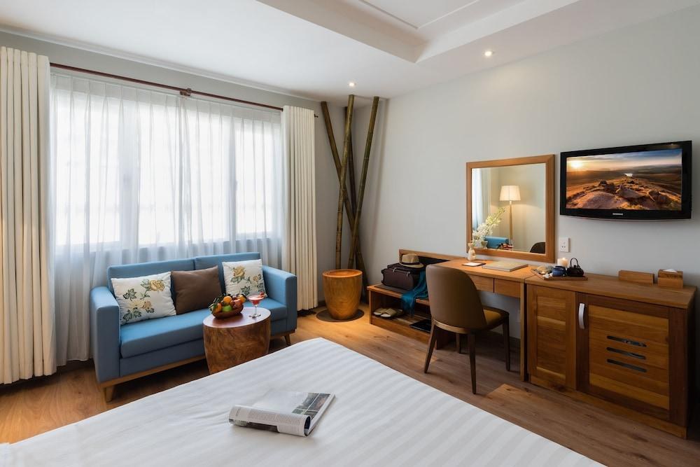Silverland Yen Hotel photo 1