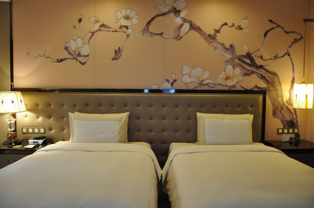 Royal Garden Hotel Shanghai photo 1