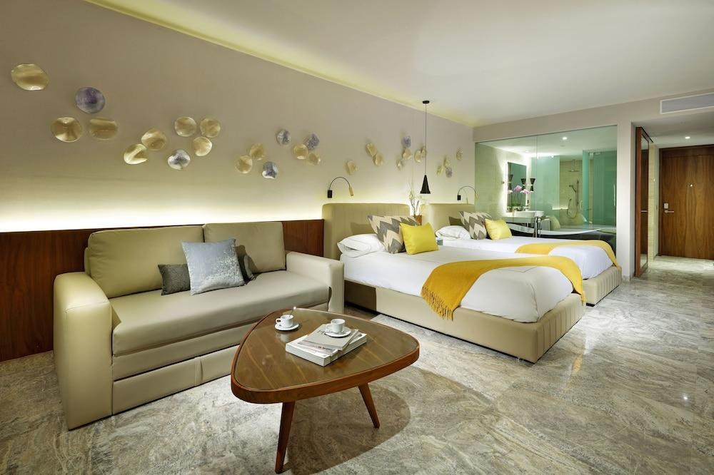 Grand Palladium Select Costa Mujeres - All Inclusive photo 1