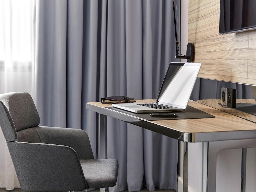 Novotel Charleroi Centre photo 3