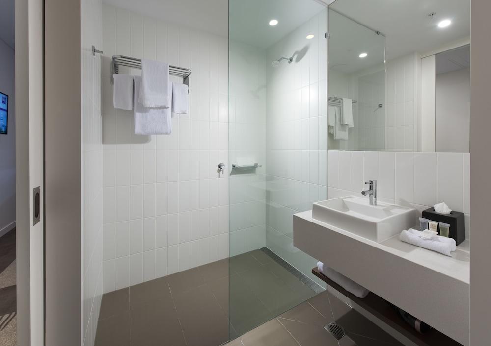 Ibis Brisbane Airport Hotel photo 3