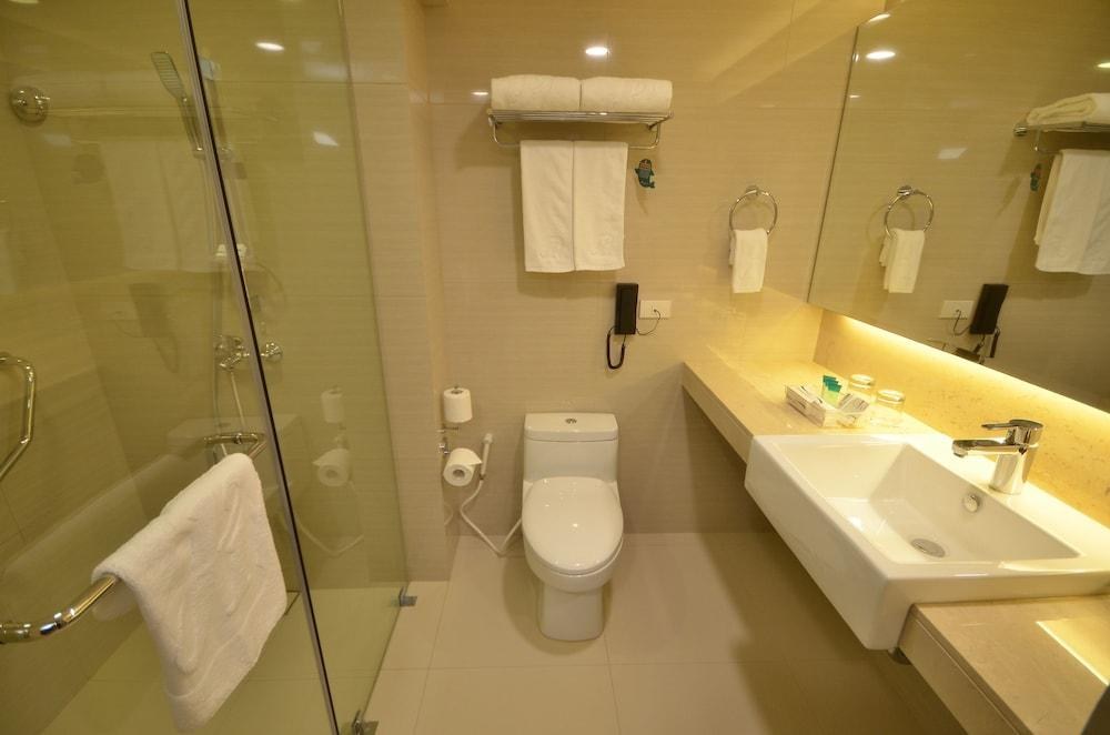 Jinjiang Inn ¿ Makati photo 3