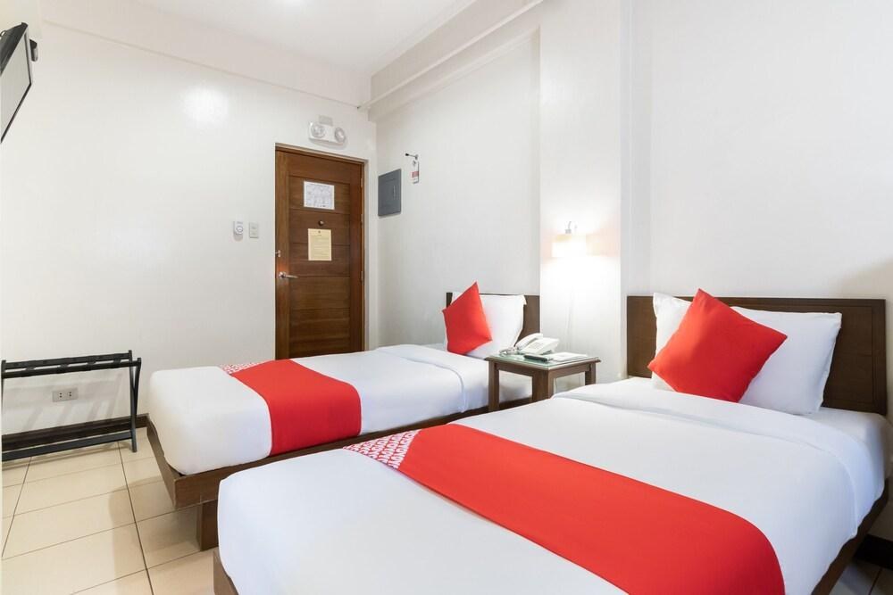 Governor Forbes Inn - Manila City Center photo 1