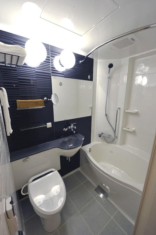 Ibis Styles Tokyo Ginza photo 3