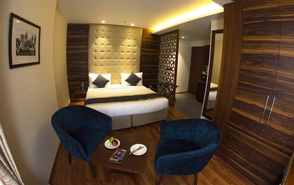 Connaught Royale Delhi photo 1