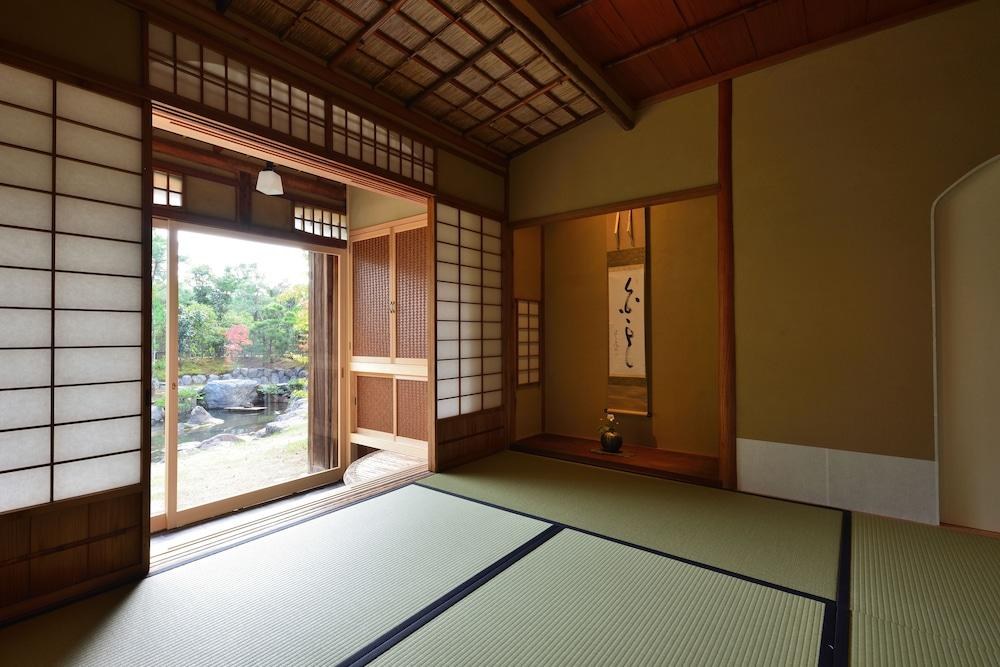 Aoi Suites at Nanzenji Modern & Traditional Japanese Style photo 1