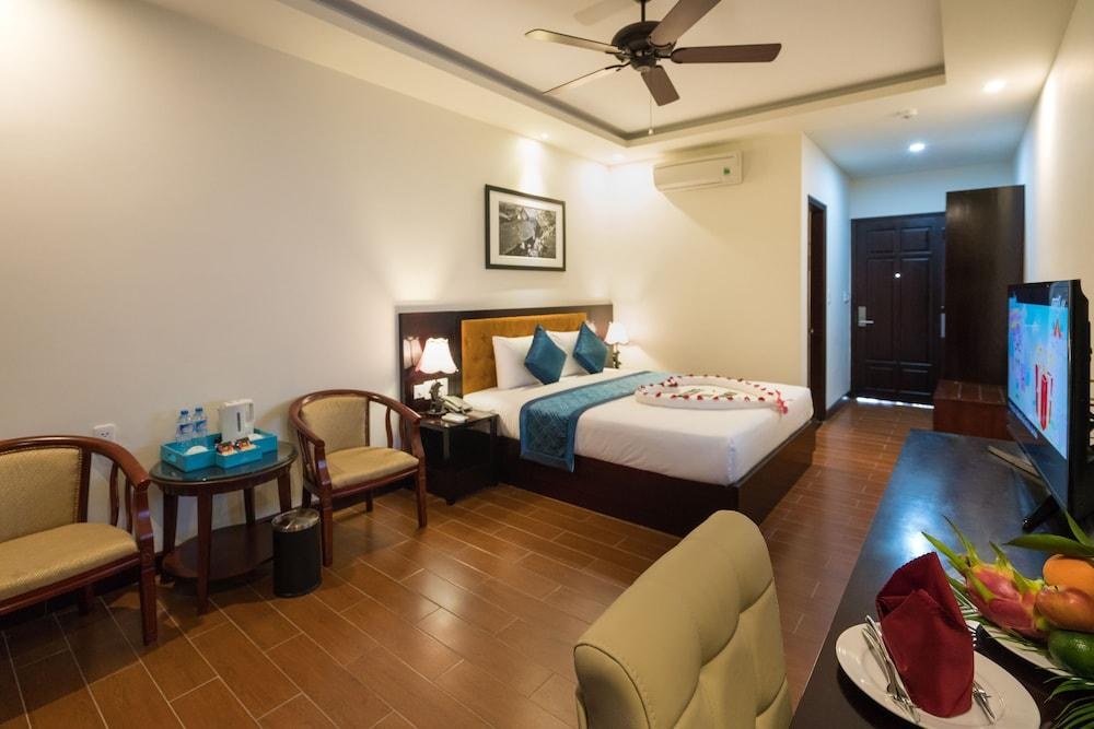 Pearl River Hoi An Hotel & Spa photo 1