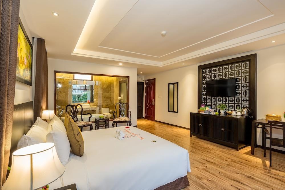 HOI AN EMOTION BOUTIQUE VILLA AND HOTEL photo 1