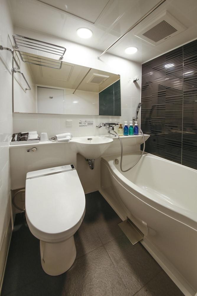 Hotel Code Shinsaibashi photo 3