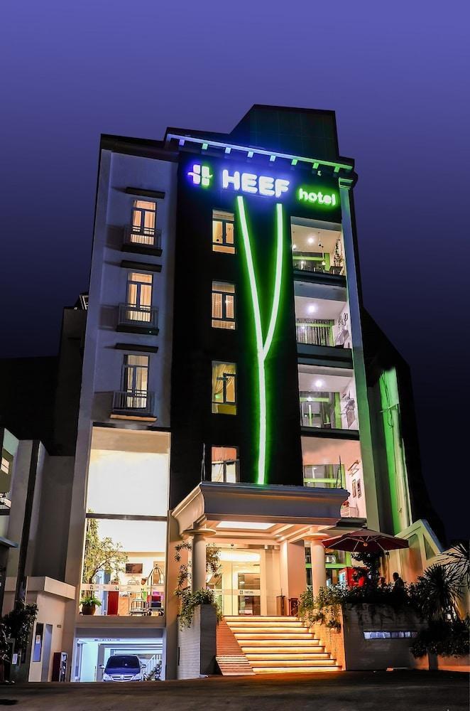 Heef Hotel Pasar Baru