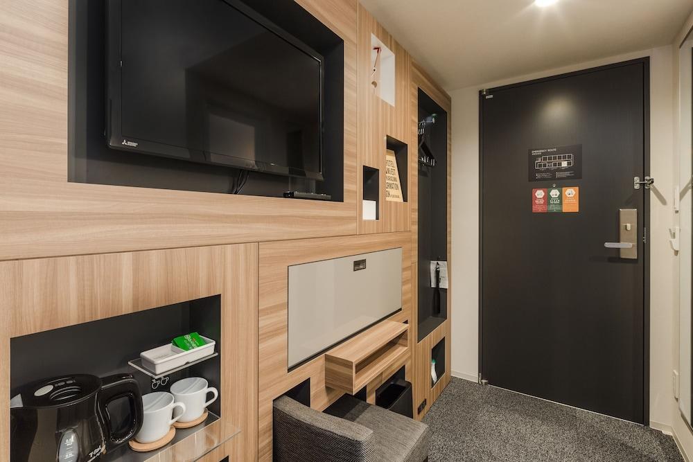 Hotel M's Est Shijo Karasuma photo 2