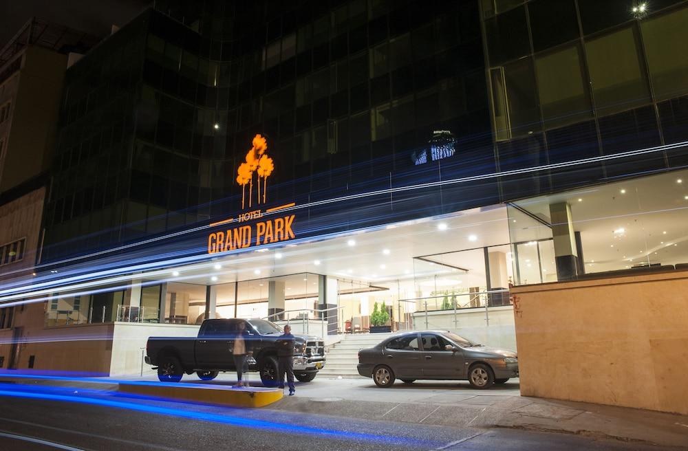 Grand Park photo 2
