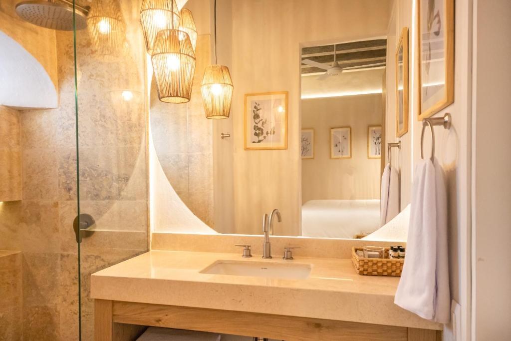 CASA LA MANTILLA BY FARANDA BOUTIQUE photo 3