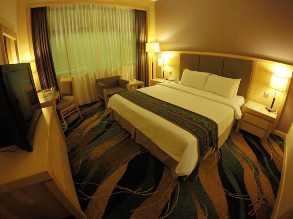 Imperial Palace Hotel photo 2