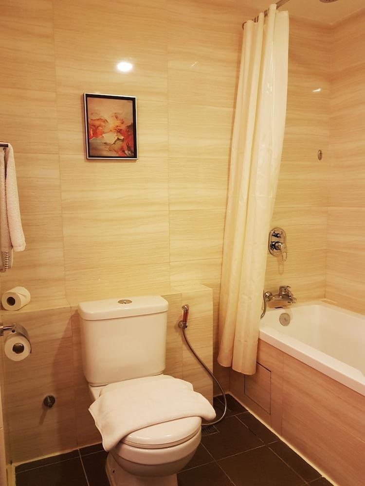 Pan Borneo Hotel Kota Kinabalu photo 3