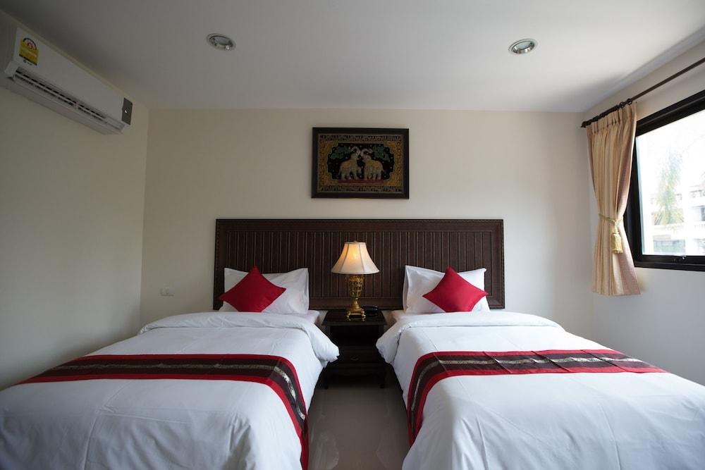 True Siam Rangnam Hotel photo 2