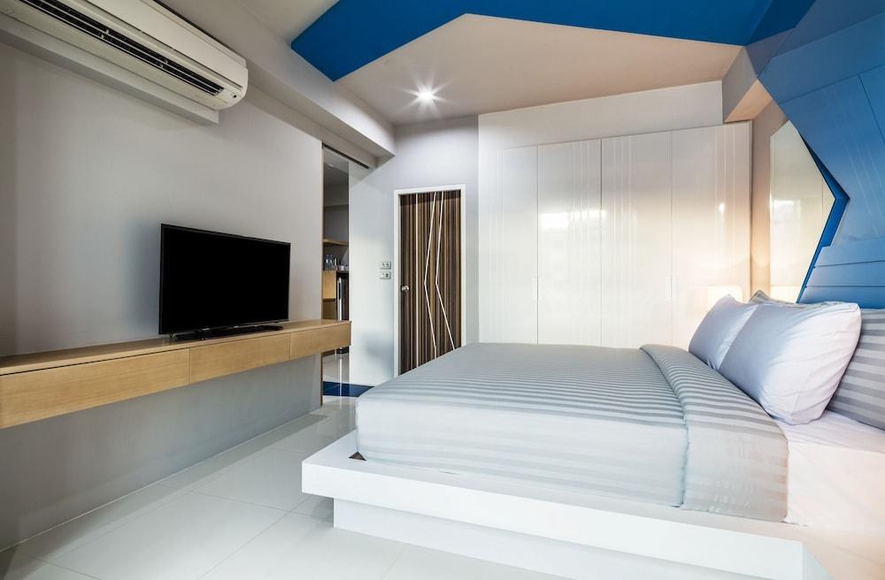 ATELIER SUITES photo 2