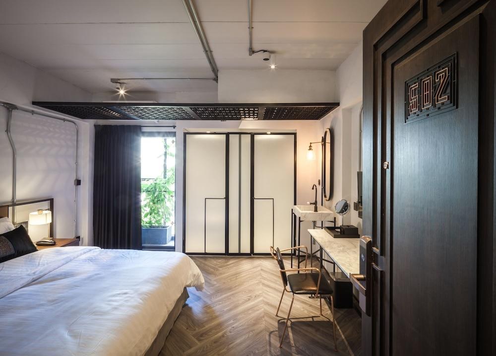 IR-ON Hotel photo 2