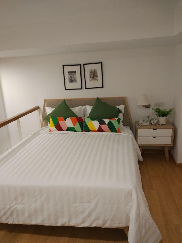 White Tree Residence photo 2